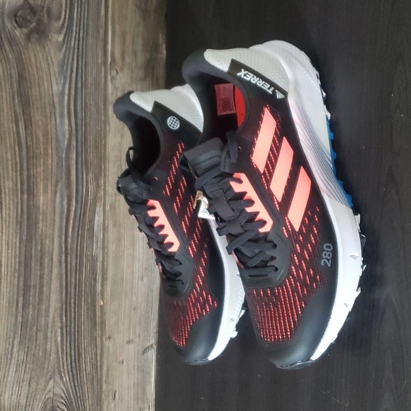 New Adidas Terrex Agravic Flow Sneakers Womens 10 Outdoor Trail Running Gorpcore - Picture 7 of 10